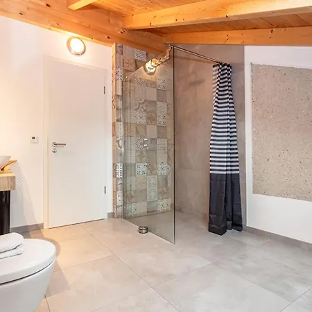 Boardinghouse Apartment Bayerisch Gmain