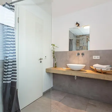 Apartment Boardinghouse